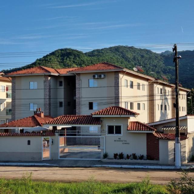 Aconchegante Com Piscina - Grande *