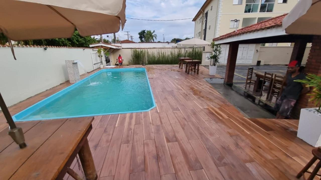 Aconchegante Com Piscina - Grande